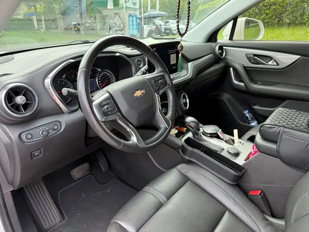 Chevrolet Blazer — миниатюра 7
