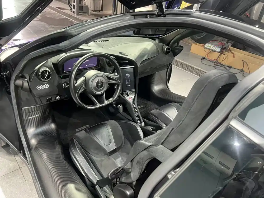 McLaren 720S — миниатюра 2