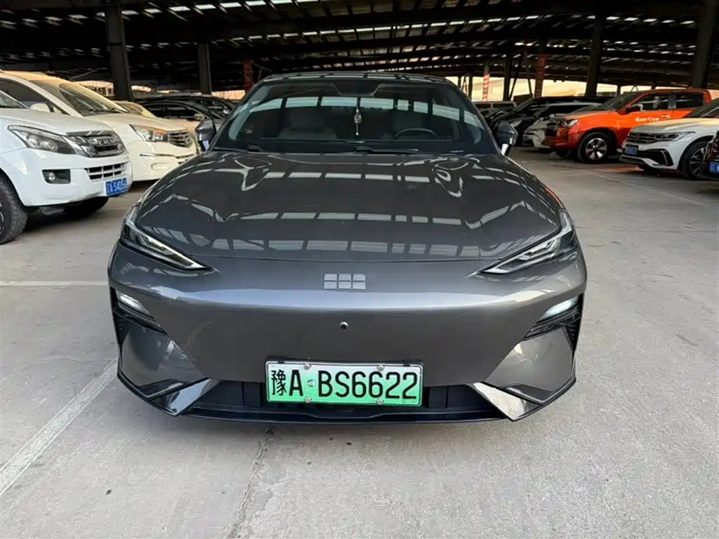 GEELY GALAXY GALAXY E8