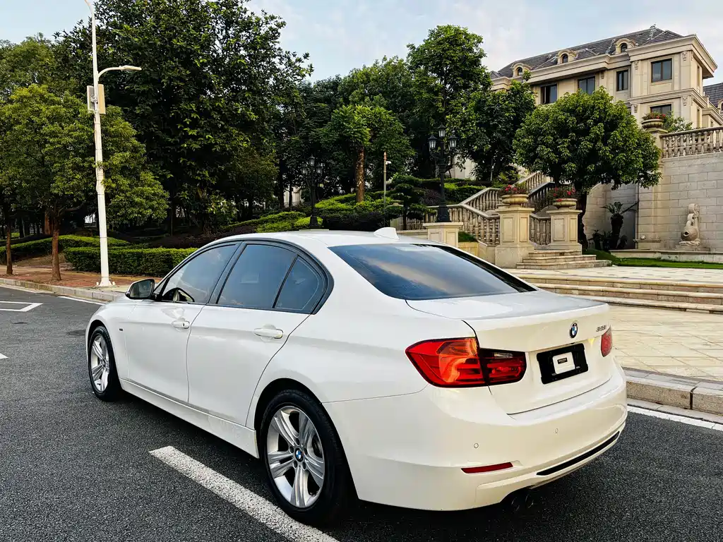 BMW 3 Series — миниатюра 16