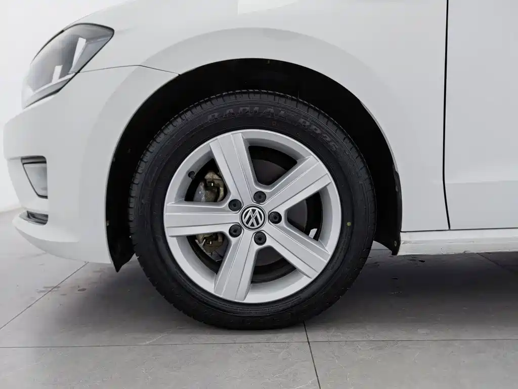 Volkswagen Golf Sportsvan — миниатюра 17