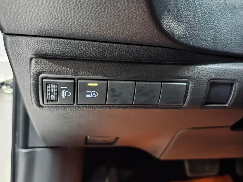 Toyota Corolla Levin 2023 185T CVT Luxury