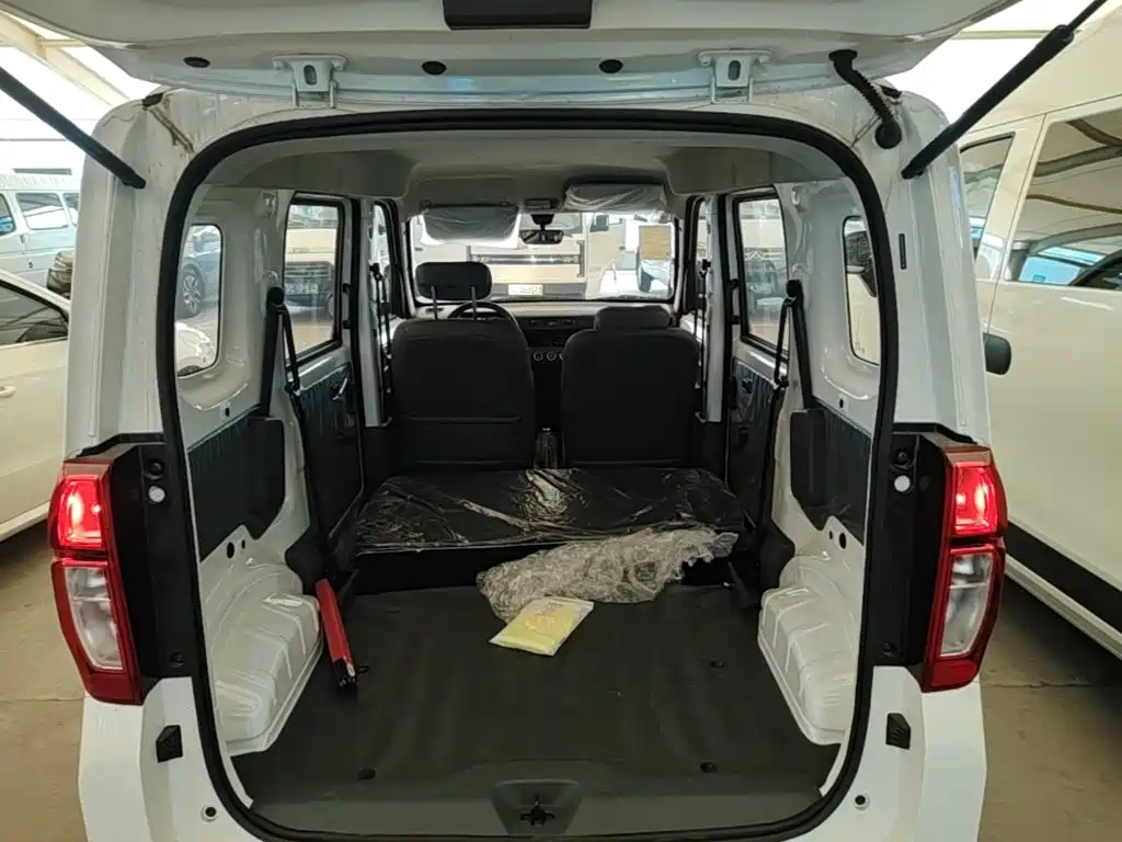 Wuling Zhiguang EV — миниатюра 19