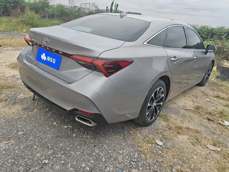 Toyota Avalon — миниатюра 3