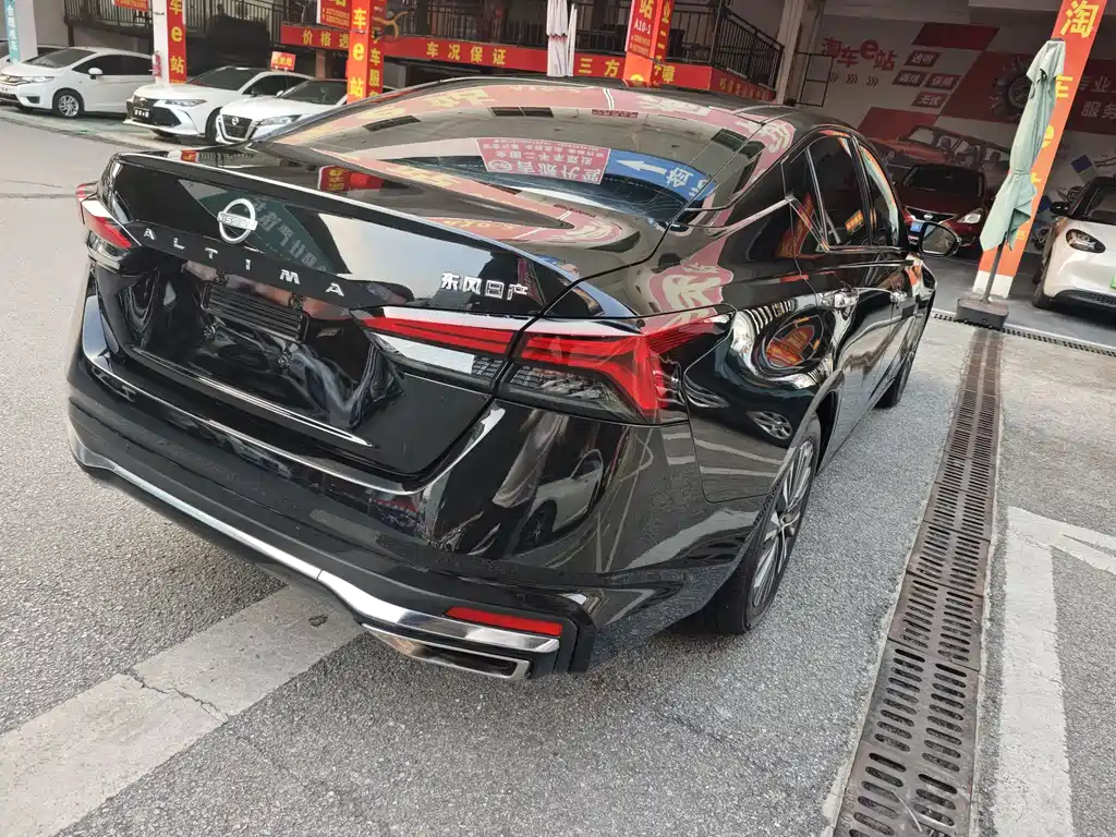 Nissan Teana — миниатюра 6