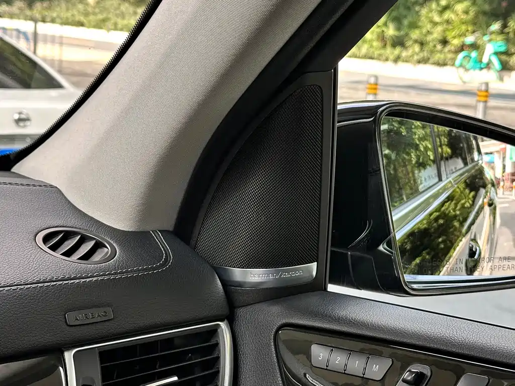 Mercedes-Benz GL-Class — миниатюра 19