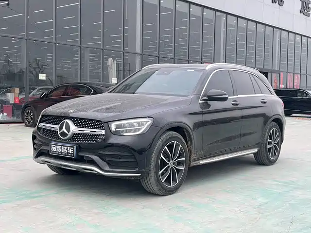 MERCEDES-BENZ GLC