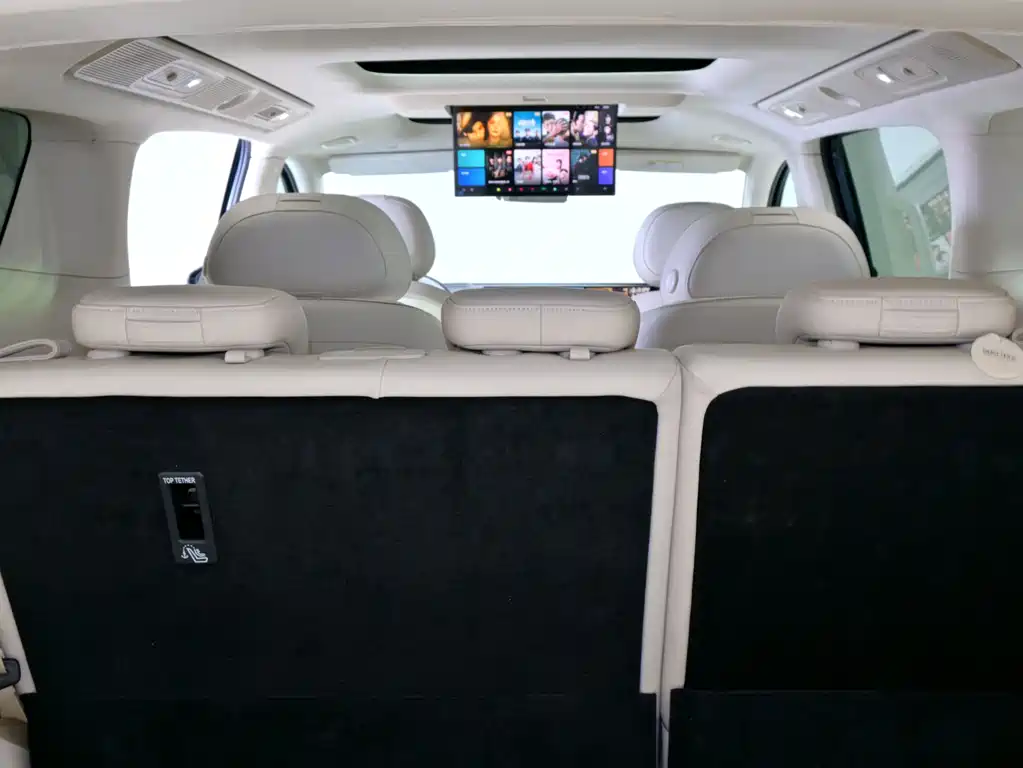 Voyah Dreamer PHEV 4WD Flagship Kunpeng Edition, фото 17