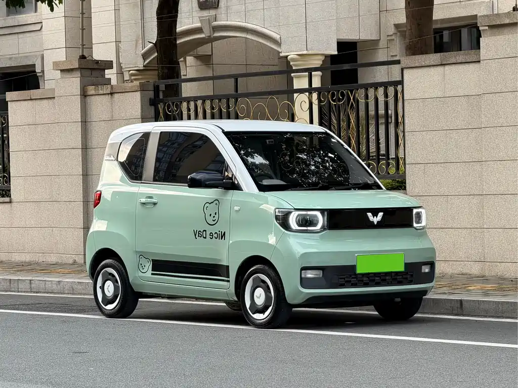 Wuling MINIEV — миниатюра 3