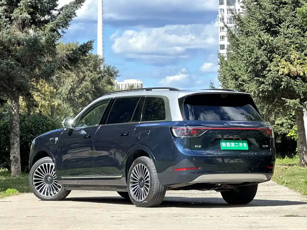 AITO AITO M9 — миниатюра 5