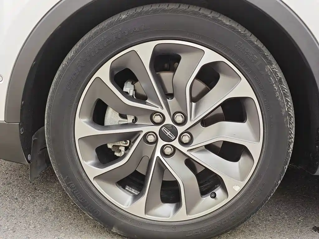Lincoln Nautilus 2021 2.0T