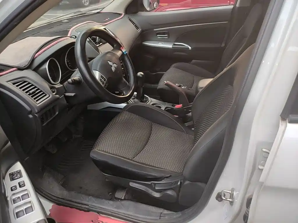Mitsubishi ASX — миниатюра 20
