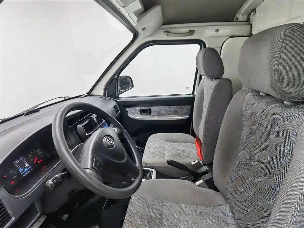 DONGFENG DONGFENG RUITAITE EM10