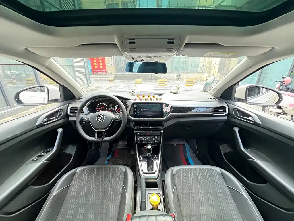 Volkswagen T-Cross — миниатюра 6