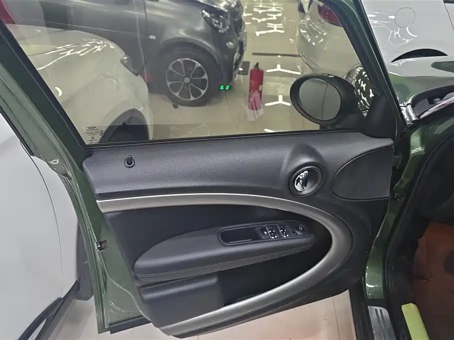 Mini Countryman 2014 1.6T COOPER ALL4 Fun