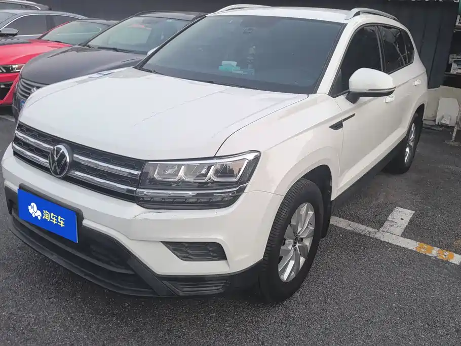 Volkswagen Tharu