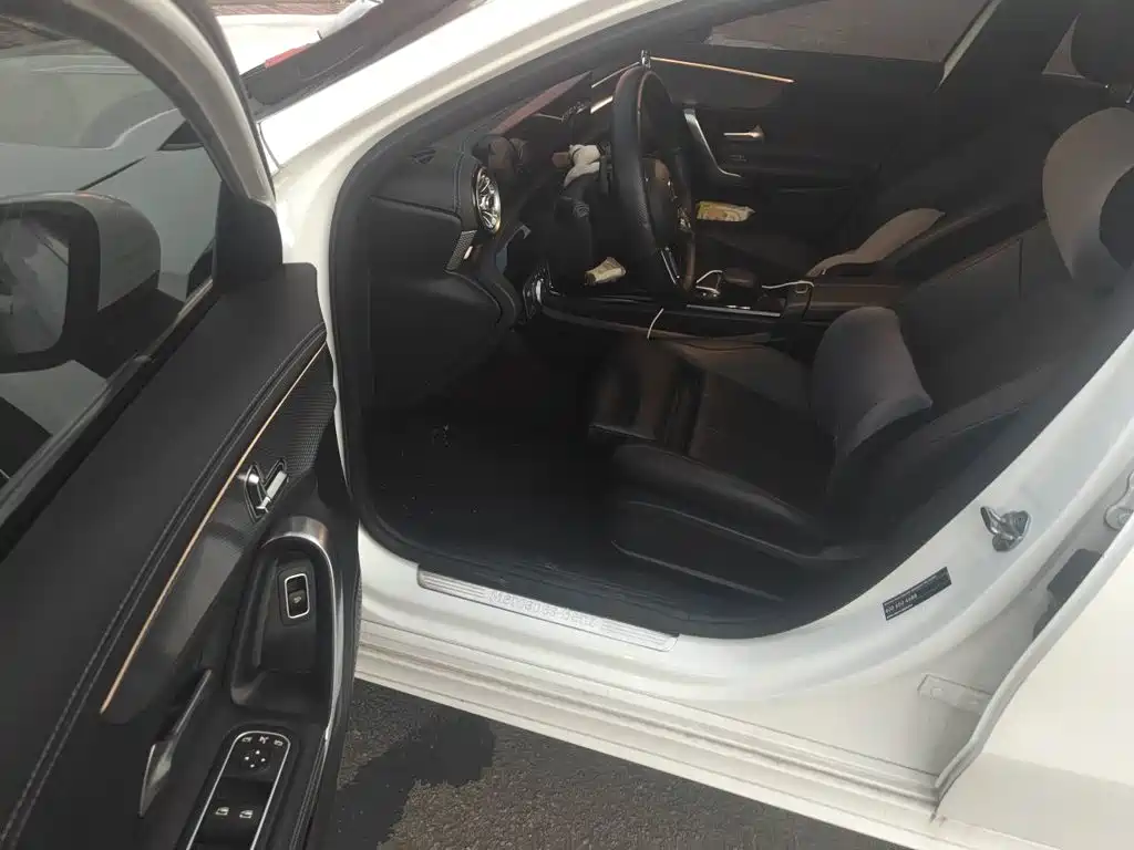 Mercedes-Benz A-Class — миниатюра 12