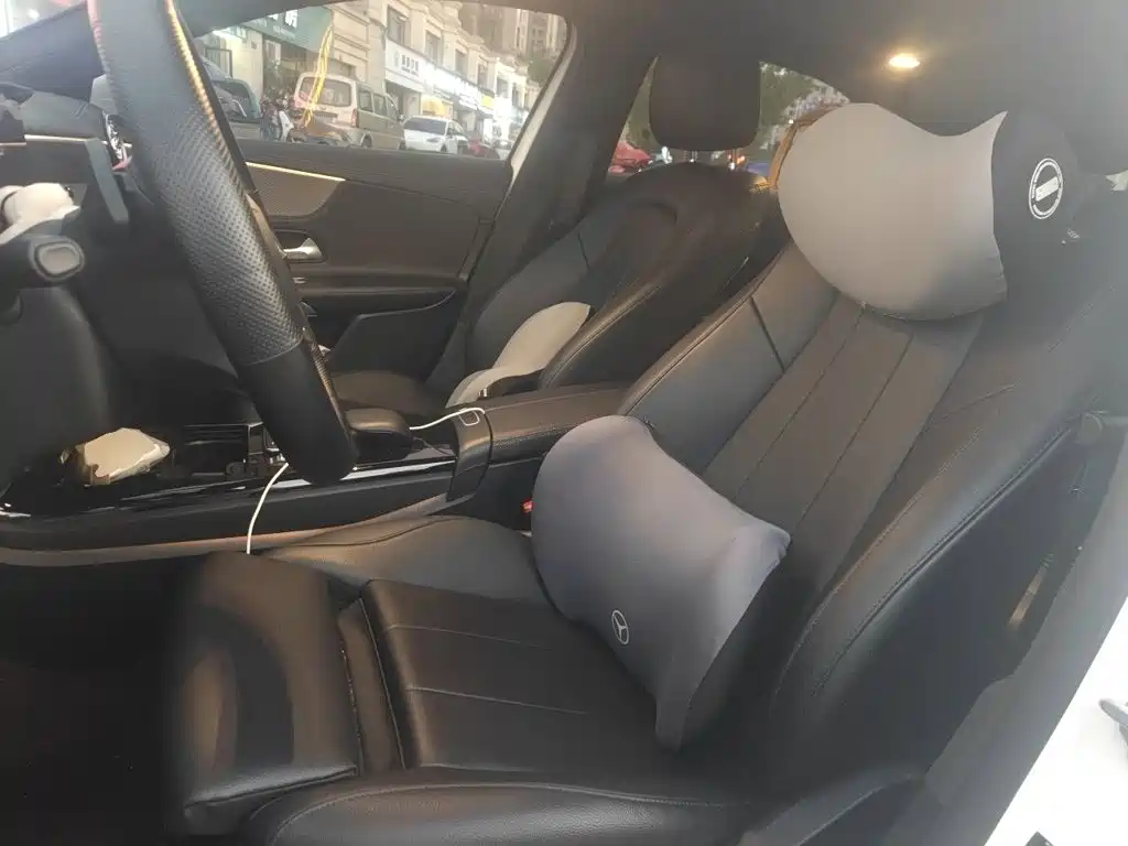 Mercedes-Benz A-Class — миниатюра 11