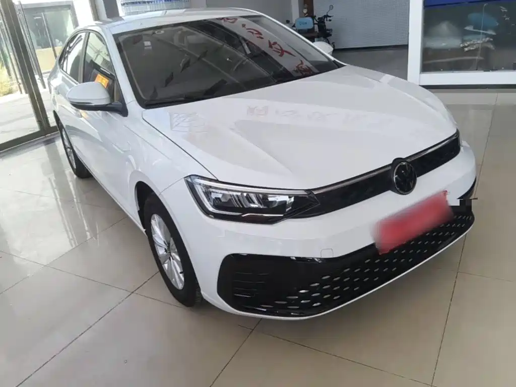 Volkswagen Lavida — миниатюра 4