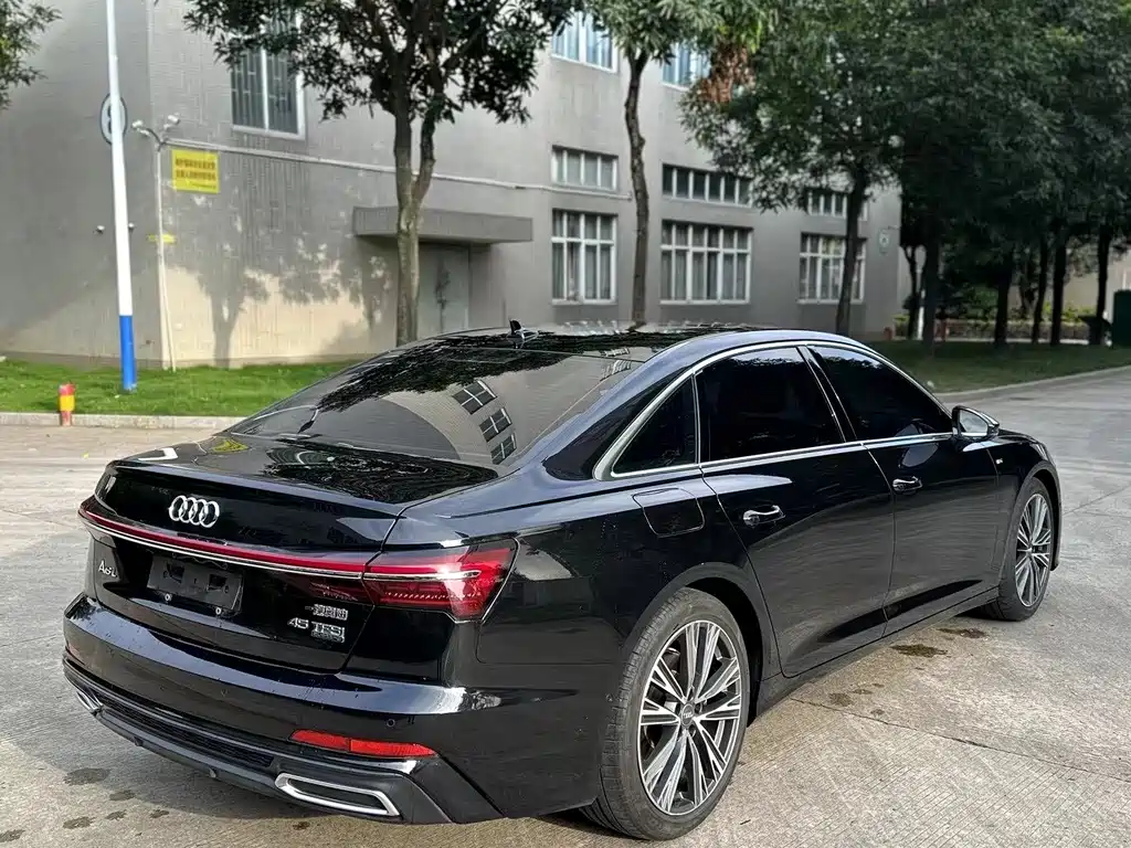 Audi A6L — миниатюра 5