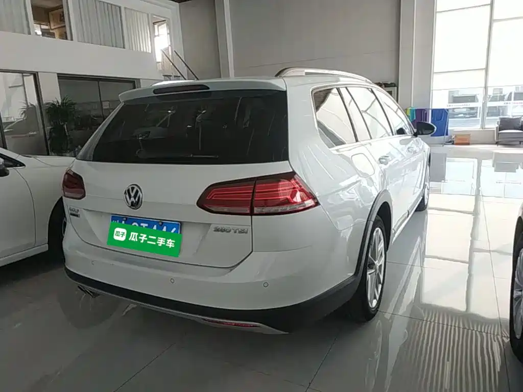 Volkswagen Golf (Import) — миниатюра 7
