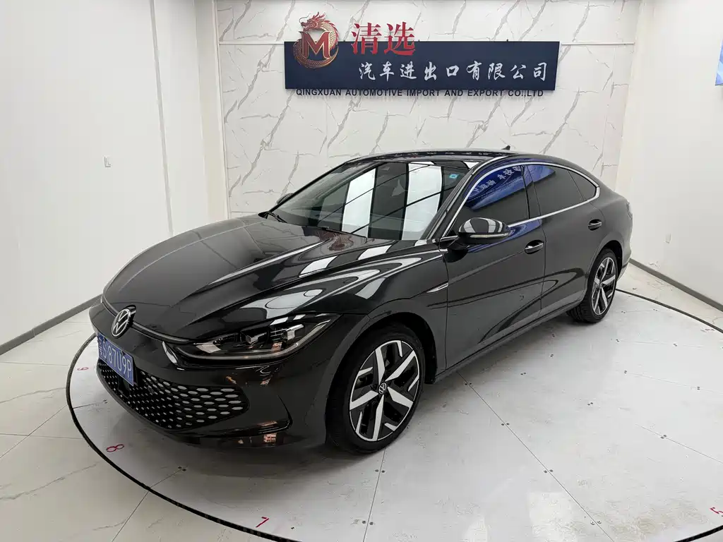 Купить Volkswagen Lamando