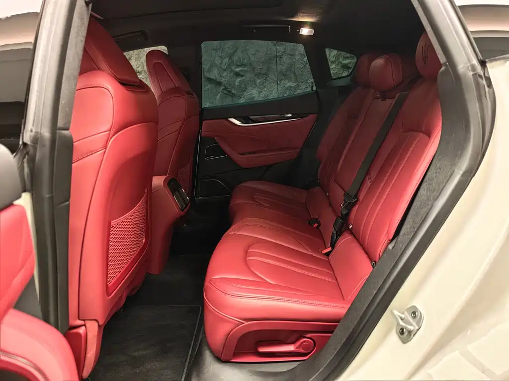 Maserati Levante 2023 3.0T Modena