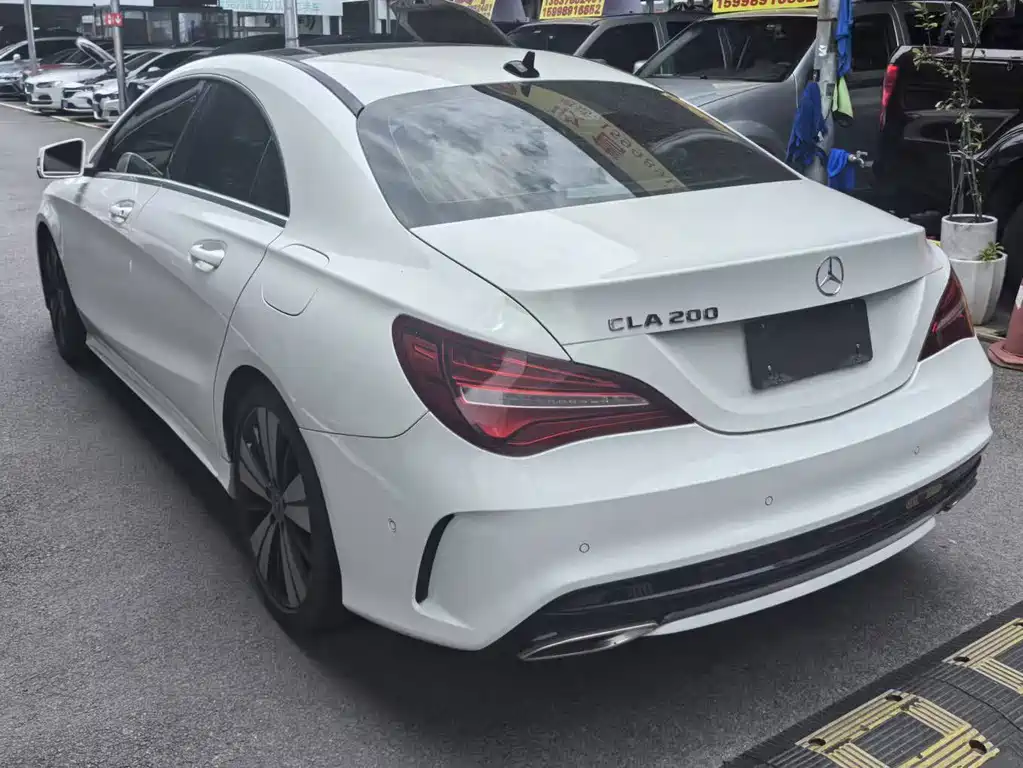 Mercedes-Benz CLA 2018 CLA 200 Fashion