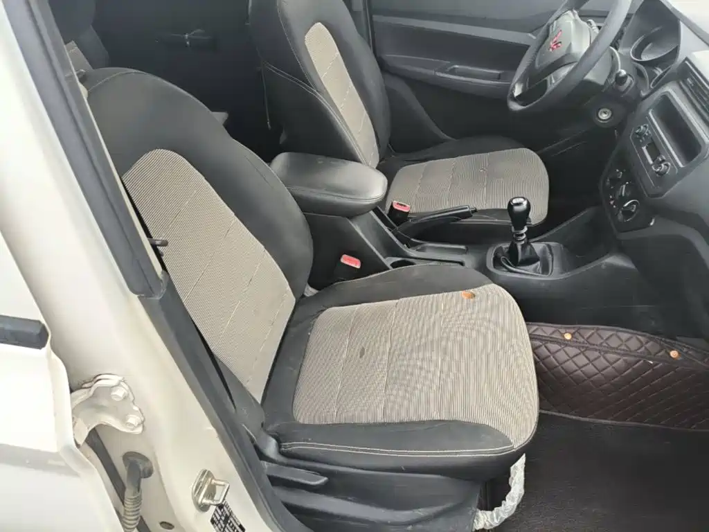 Wuling Hongguang — миниатюра 25