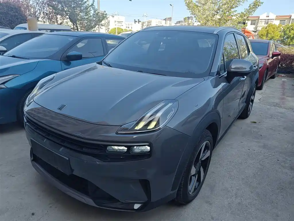Lynk & Co 06 EM-P 2021