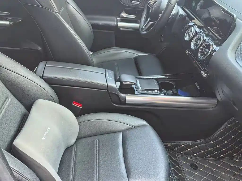 Mercedes-Benz EQA — миниатюра 5
