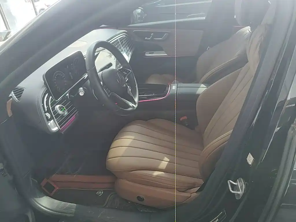 Mercedes-Benz E-Class — миниатюра 15