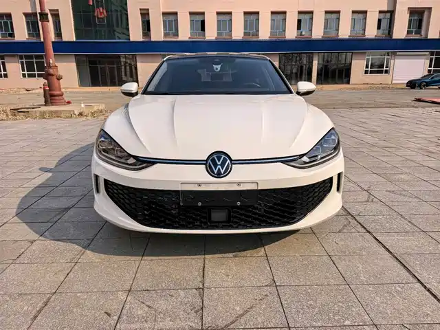 VOLKSWAGEN LINGDU
