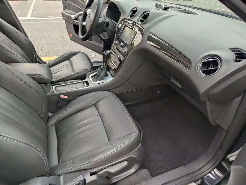 Ford Mondeo Zhisheng — миниатюра 9
