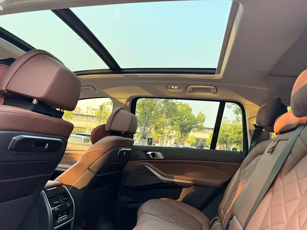 BMW X7 2023 xDrive40i Lead Luxury