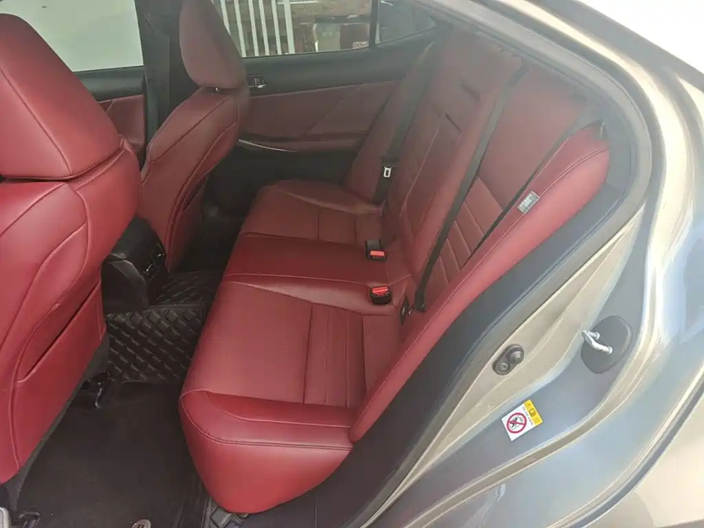 Lexus IS — миниатюра 17