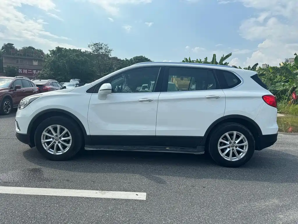 Buick Envision Plus — миниатюра 3