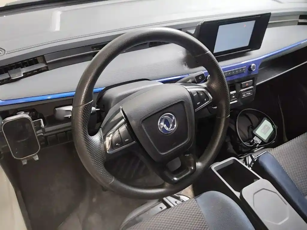 Dongfeng EM27 — миниатюра 11