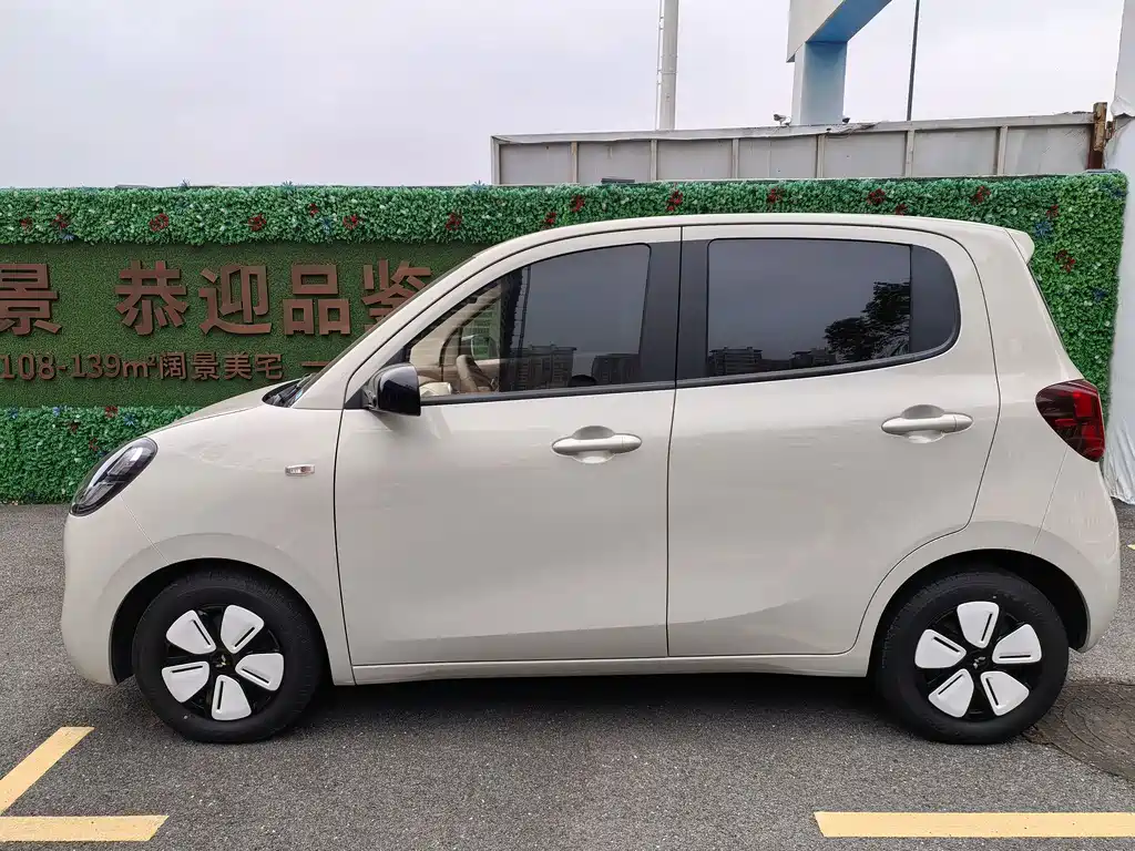 Wuling MINIEV — миниатюра 3