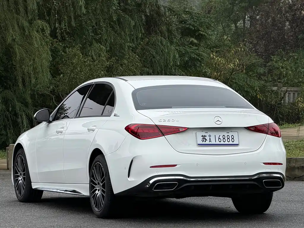 Mercedes-Benz C-Class — миниатюра 5