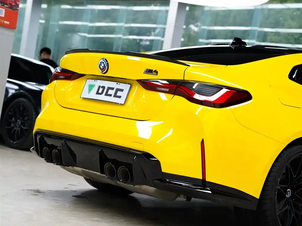 BMW M4 2022 M4