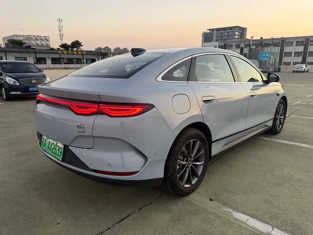 BYD Qin L — миниатюра 5