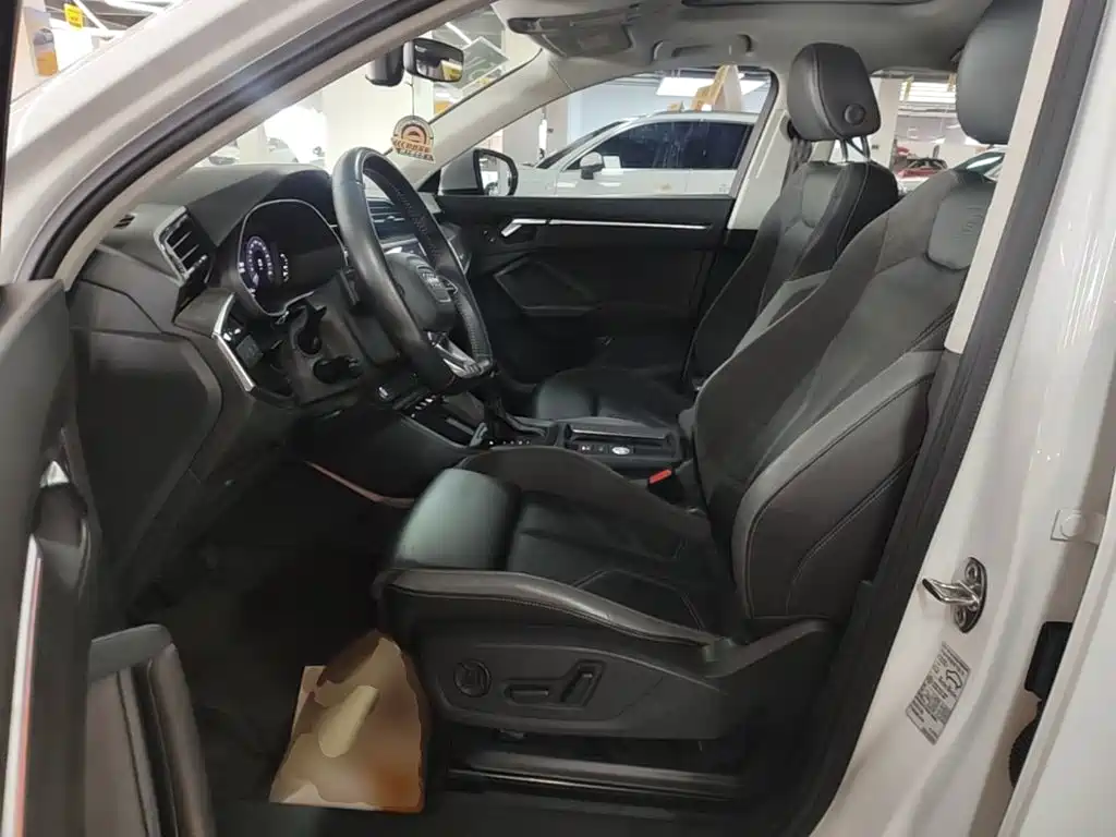 Audi Q3 Sportback — миниатюра 15