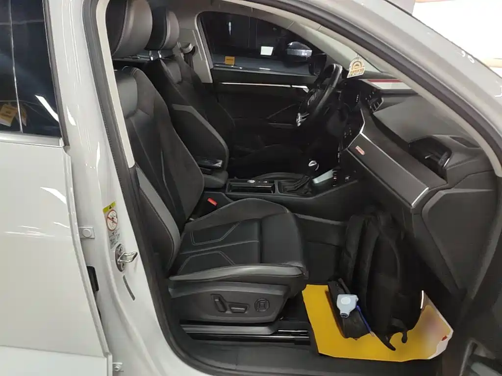 Audi Q3 Sportback — миниатюра 25