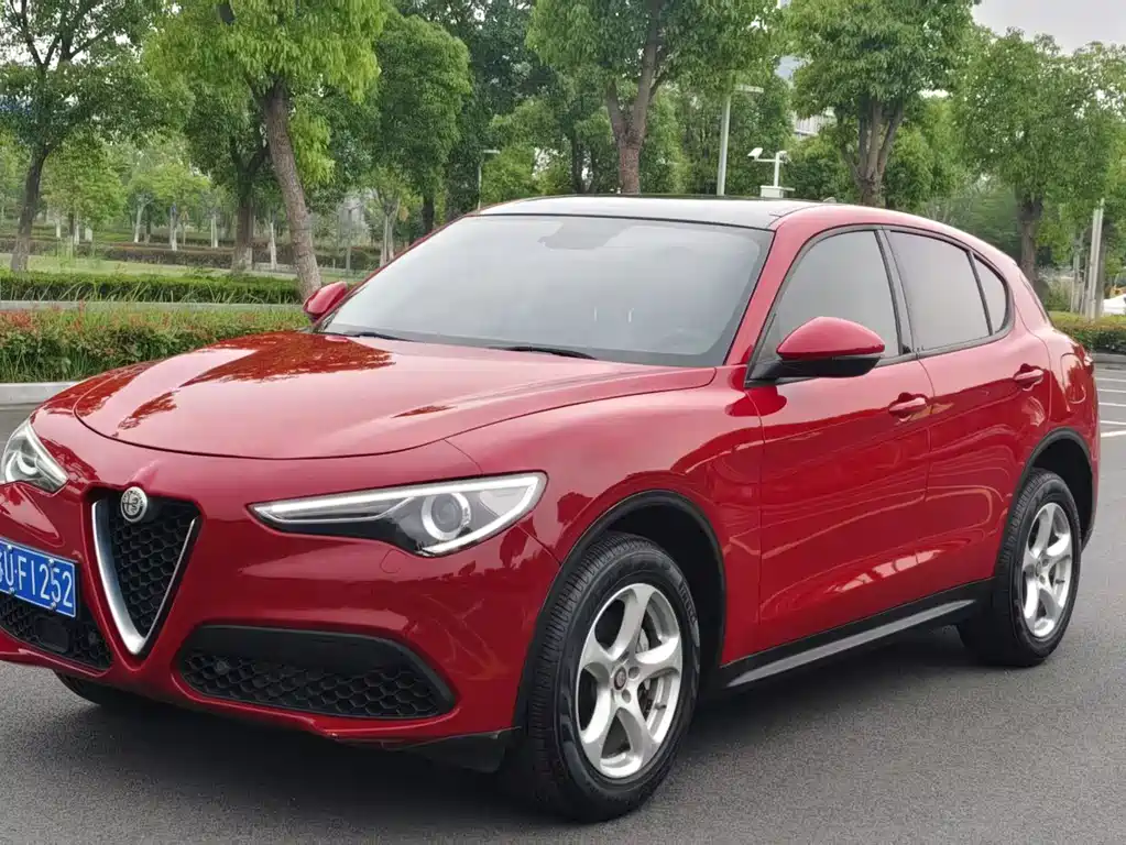Купить Alfa Romeo Stelvio