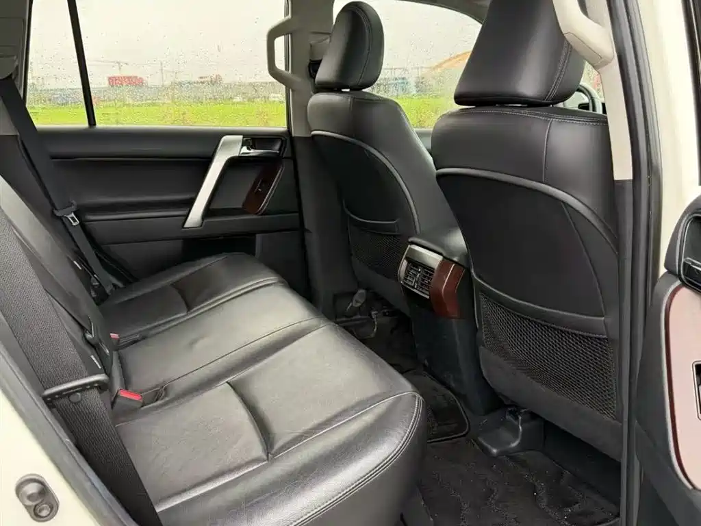 Toyota Land Cruiser Prado 2016 3.5L AT TX-L