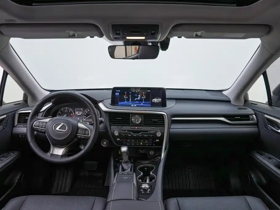 Lexus RX — миниатюра 9