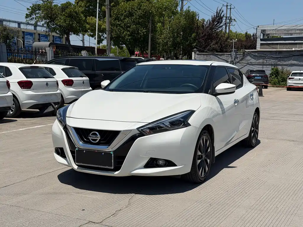 Nissan Bluebird 2018
