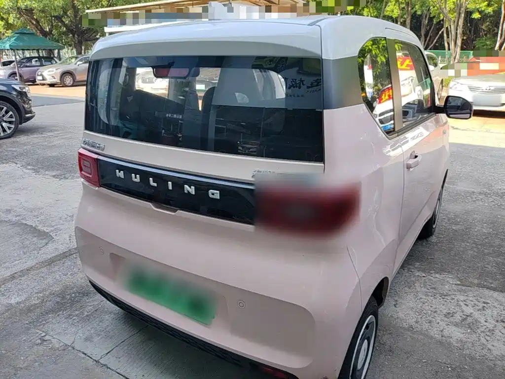 Wuling MINIEV — миниатюра 7
