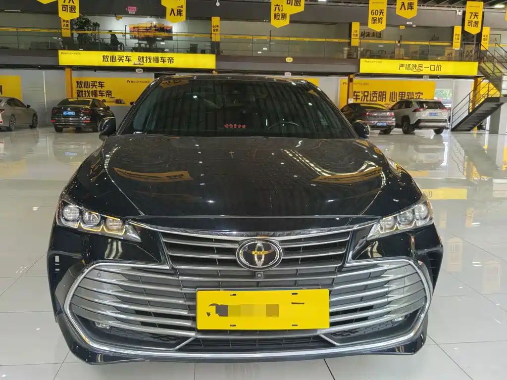 Toyota Avalon — миниатюра 2